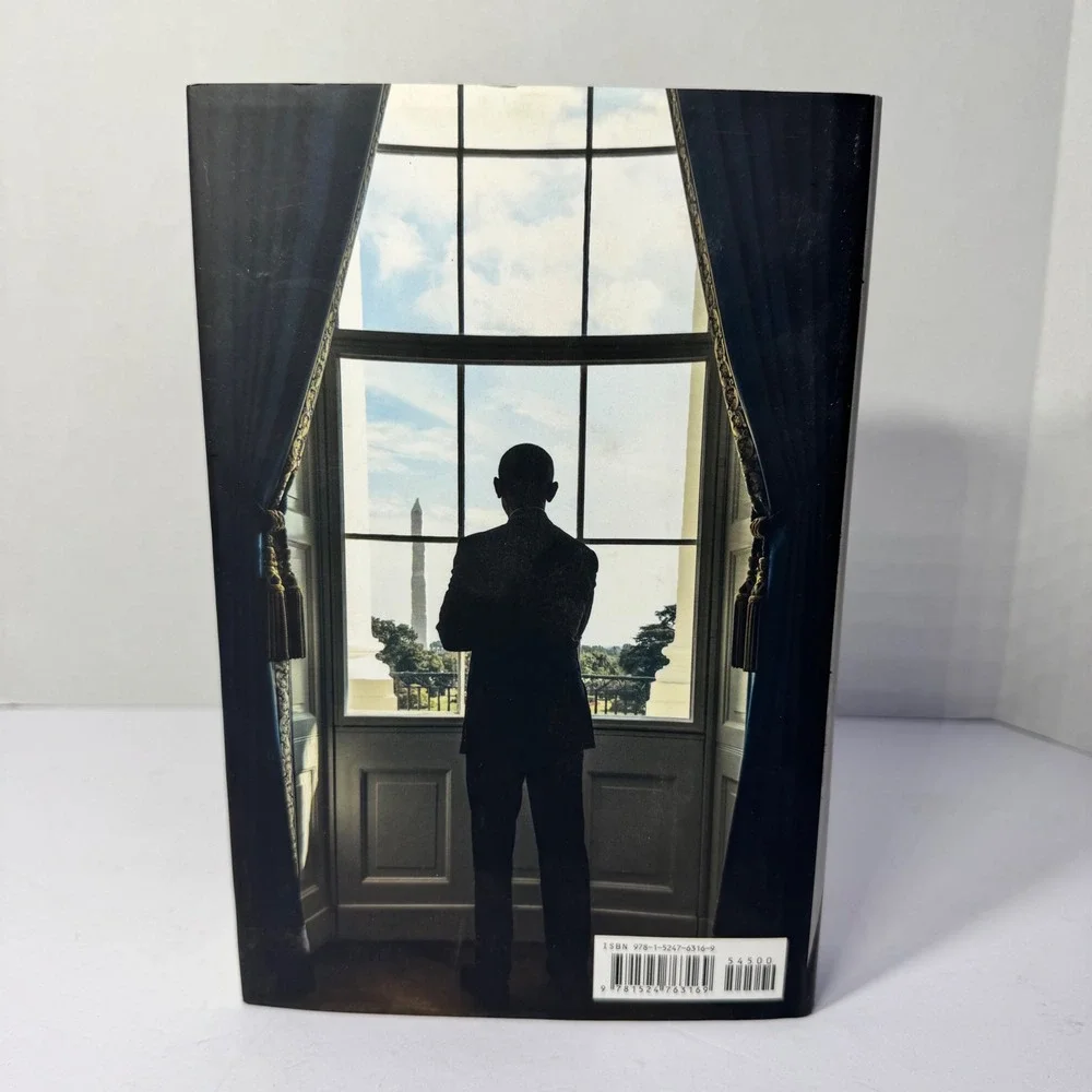 A Promised Land by Barack Obama First Edition Hardcover Memoir‎ Book Crown 2020
